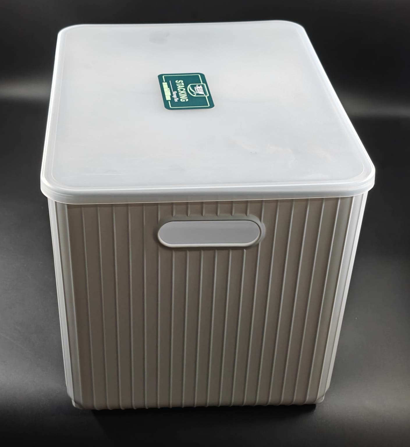STORAGE BOX WITH LID - 3355