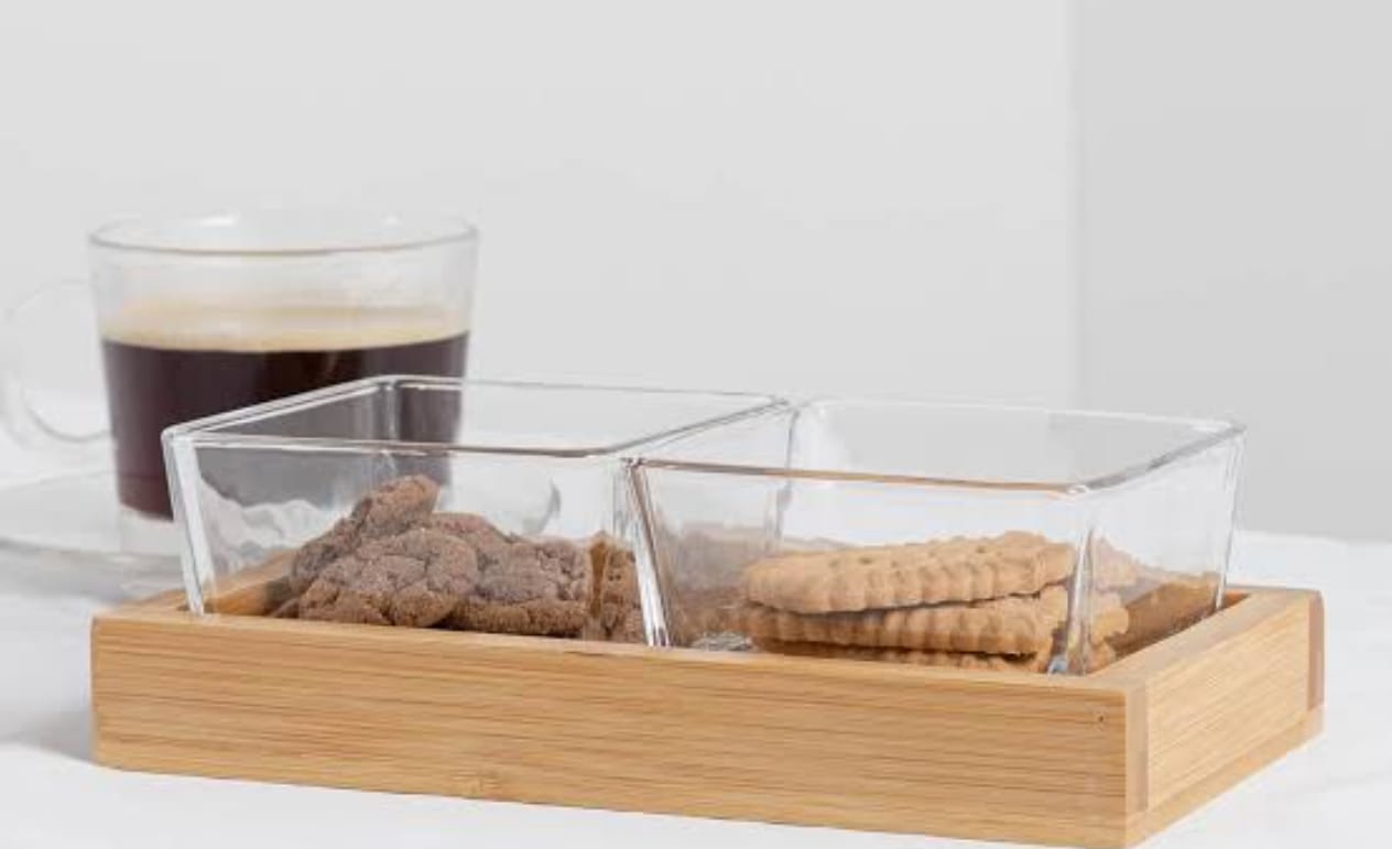 WOODEN TRAY - 2 PCS