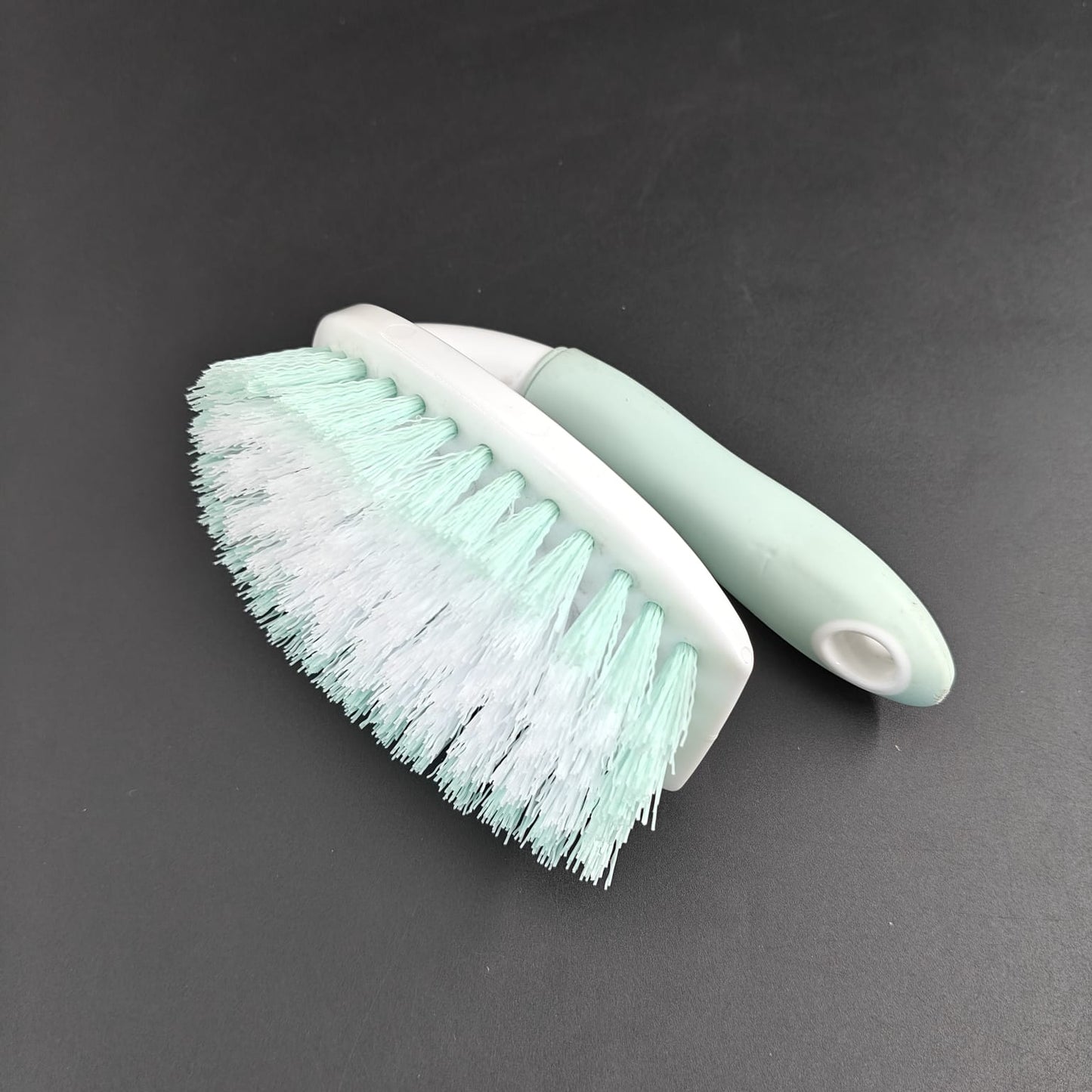 FLOOR SCRUBBER 8586