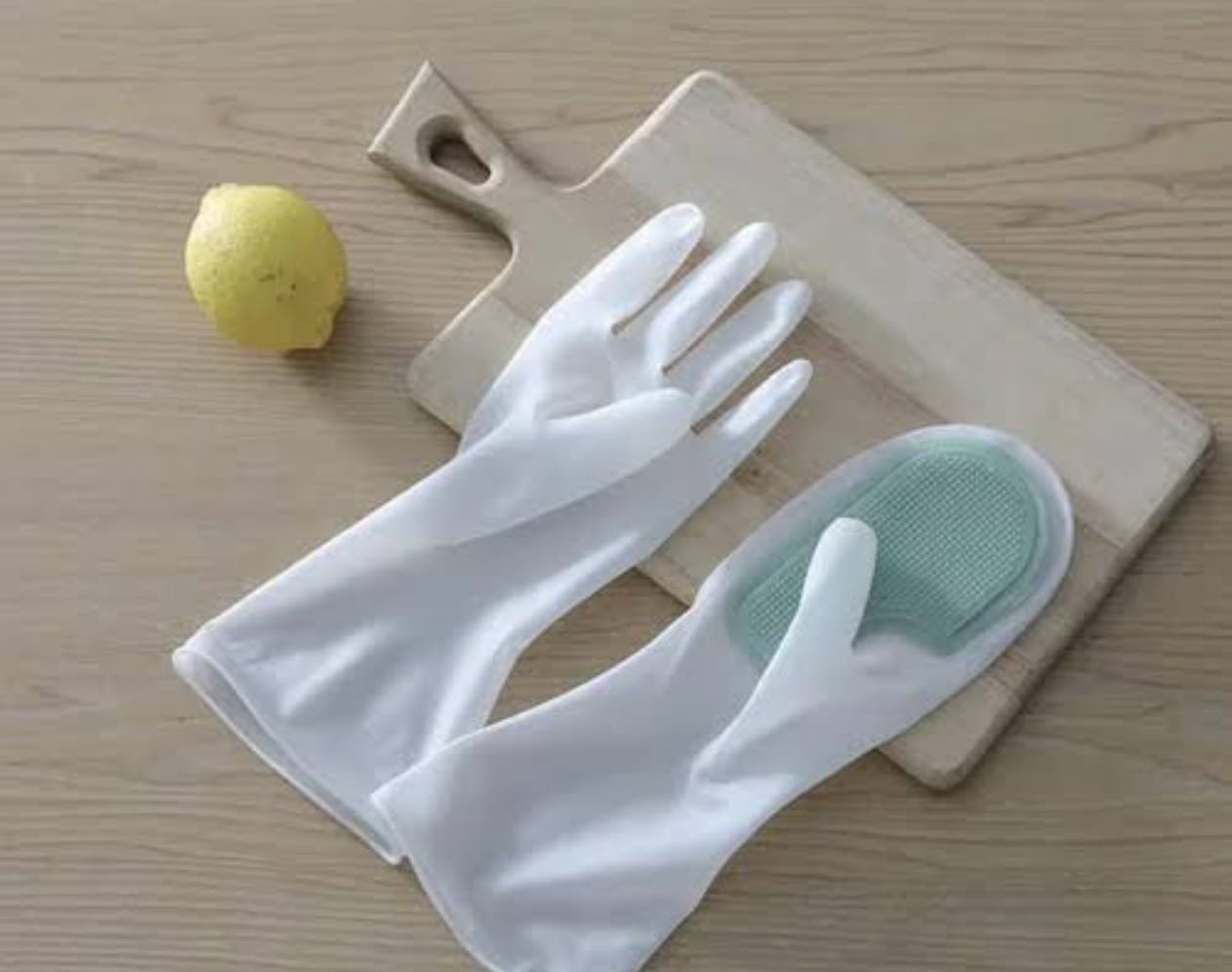 MAGIC CLEANING GLOVE BRUSH