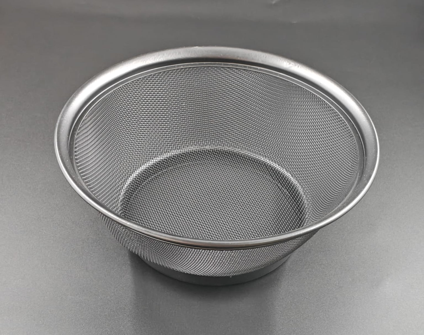 ELEGANT METAL BASKET