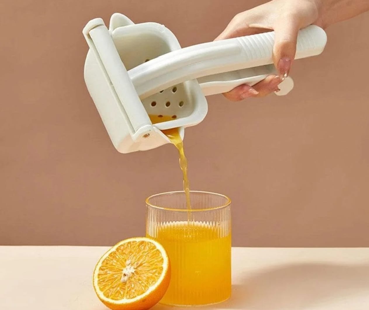 HAND JUICER