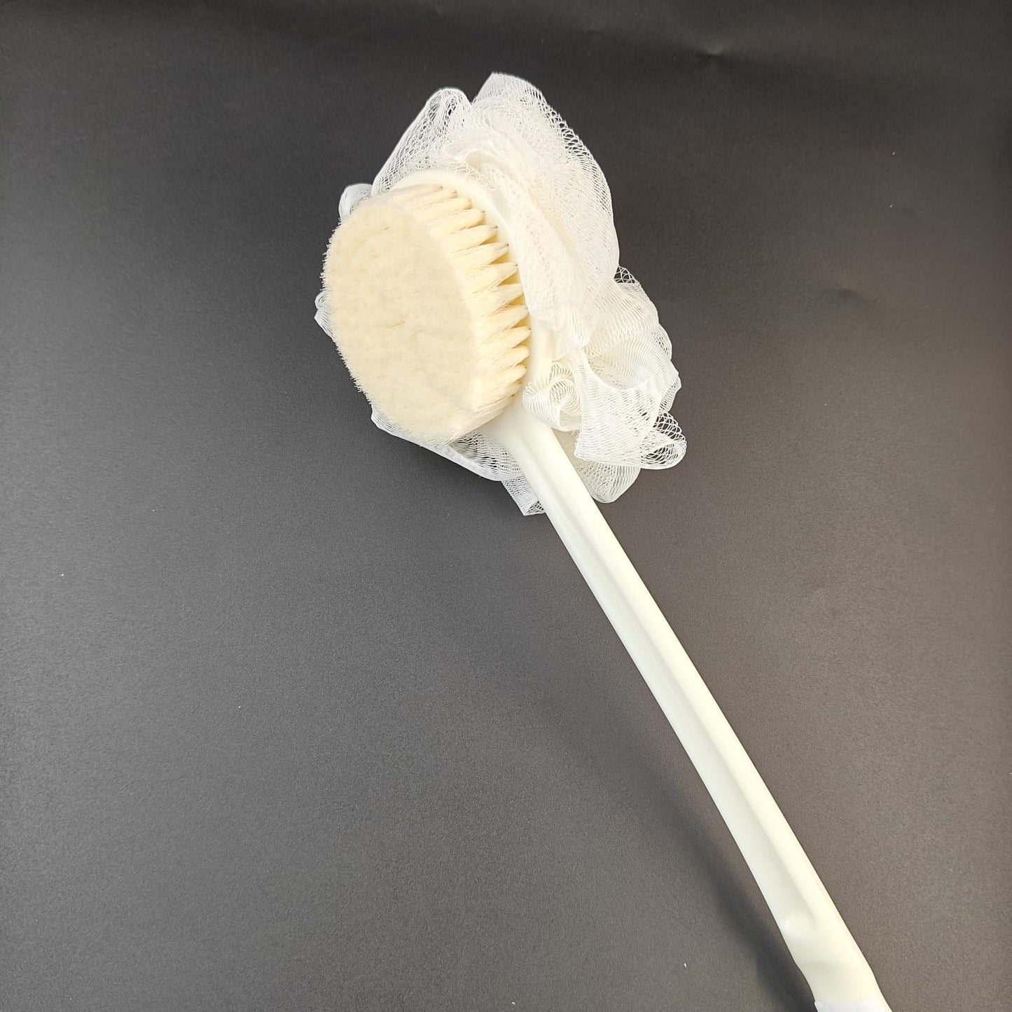 BODY BRUSH AND LOOFAH