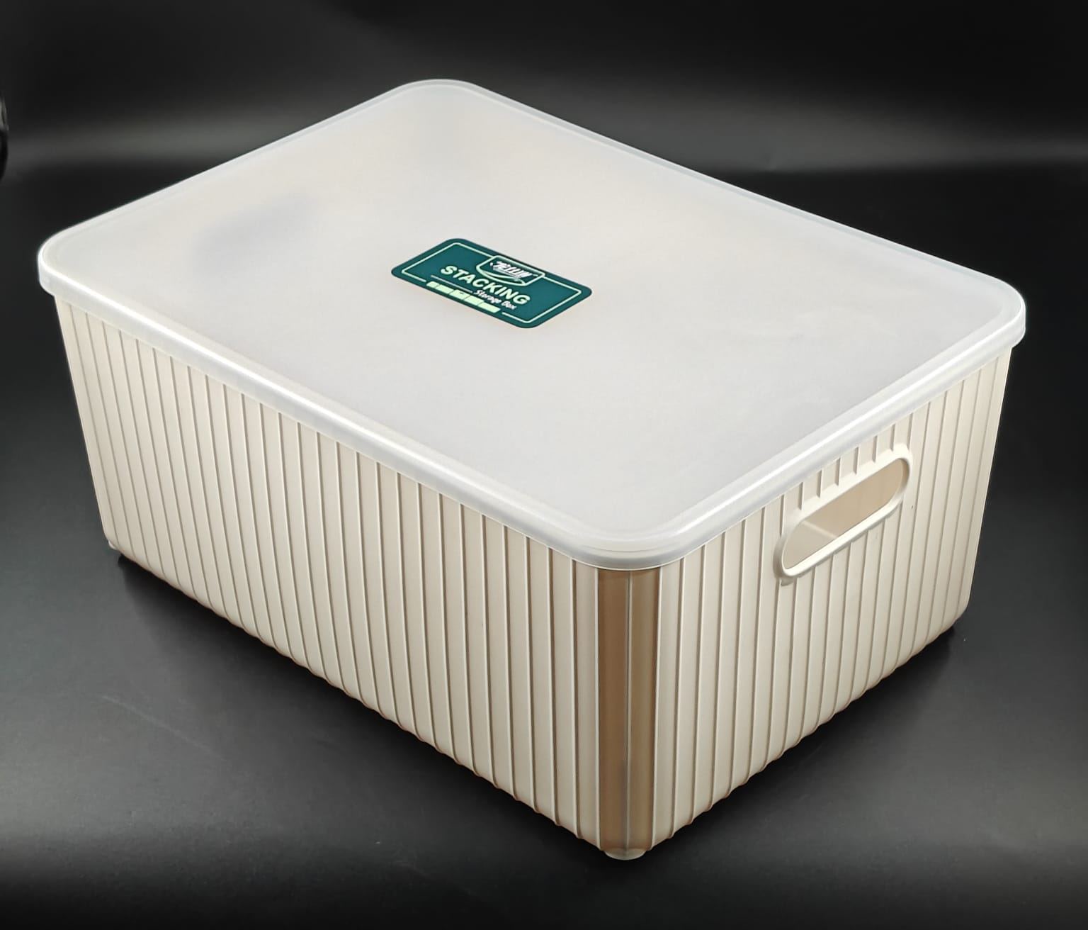STORAGE BOX WITH LID - 3354