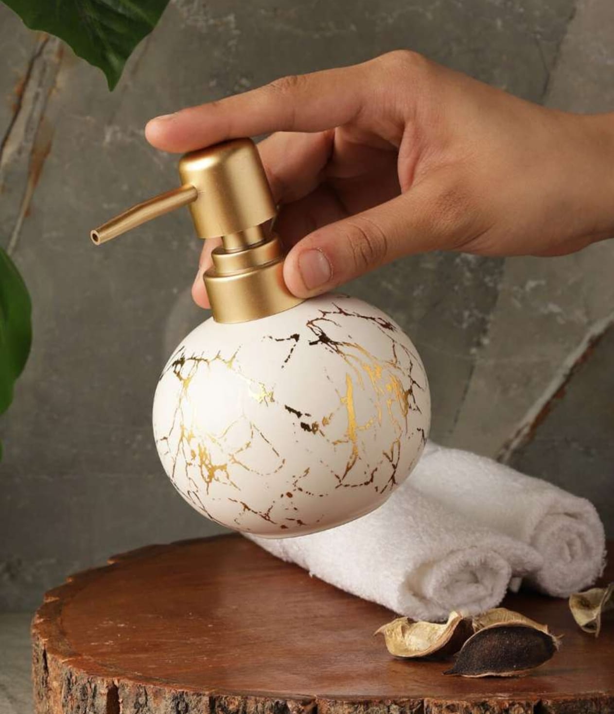 LOTION DISPENSER ROUND 3242