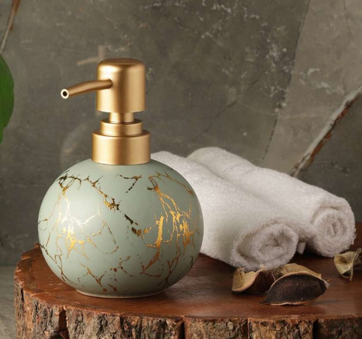 LOTION DISPENSER ROUND 3242